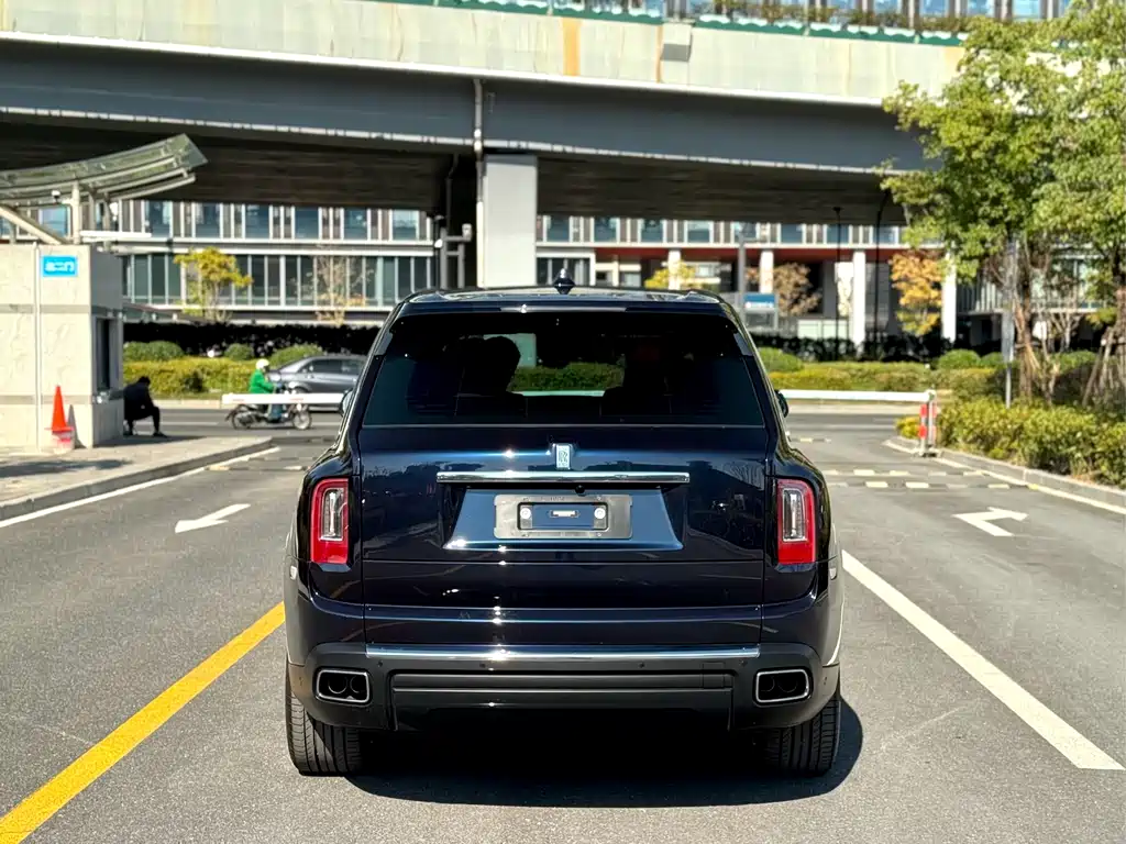 ROLLS-ROYCE CULLINAN