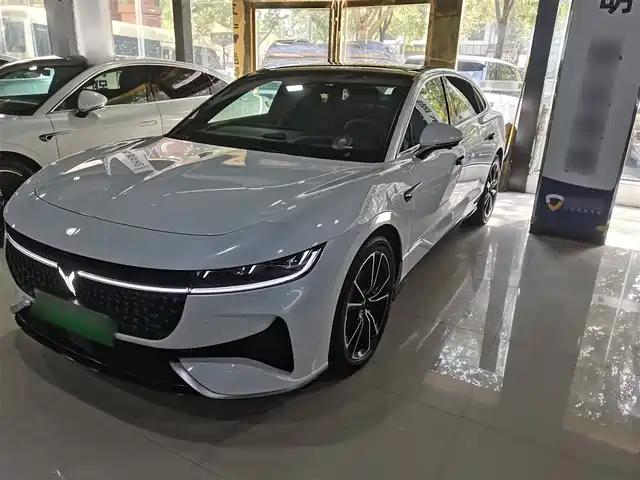 LANTU AUTOMOBILE LANTU CHASING LIGHT 2024