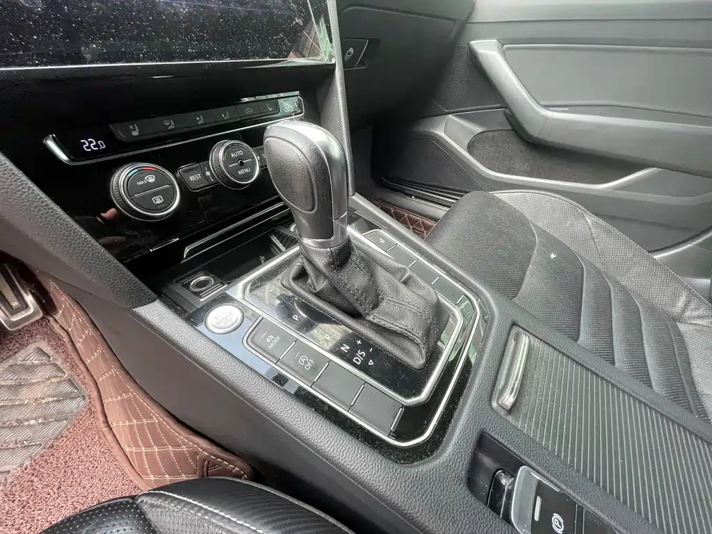 Volkswagen CC — миниатюра 9