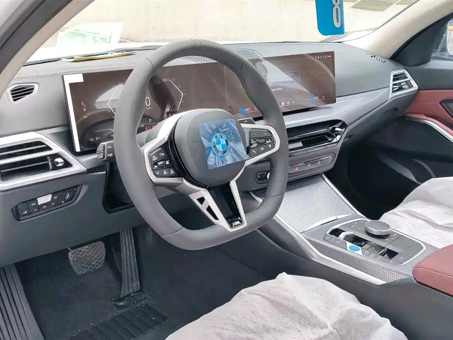 BMW i3 2026 eDrive 40 L
