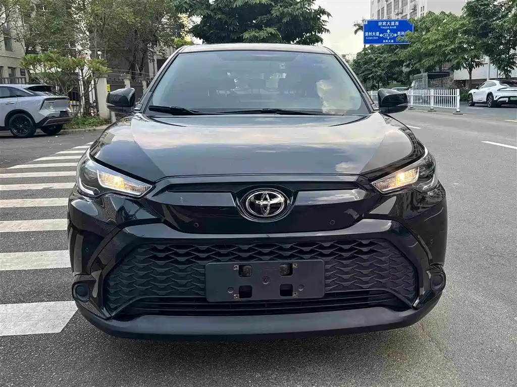 Toyota Frontlander — миниатюра 15