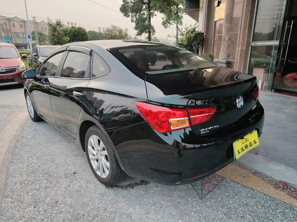 Buick Verano — миниатюра 6
