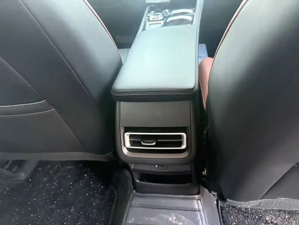 Changan Eado — миниатюра 10