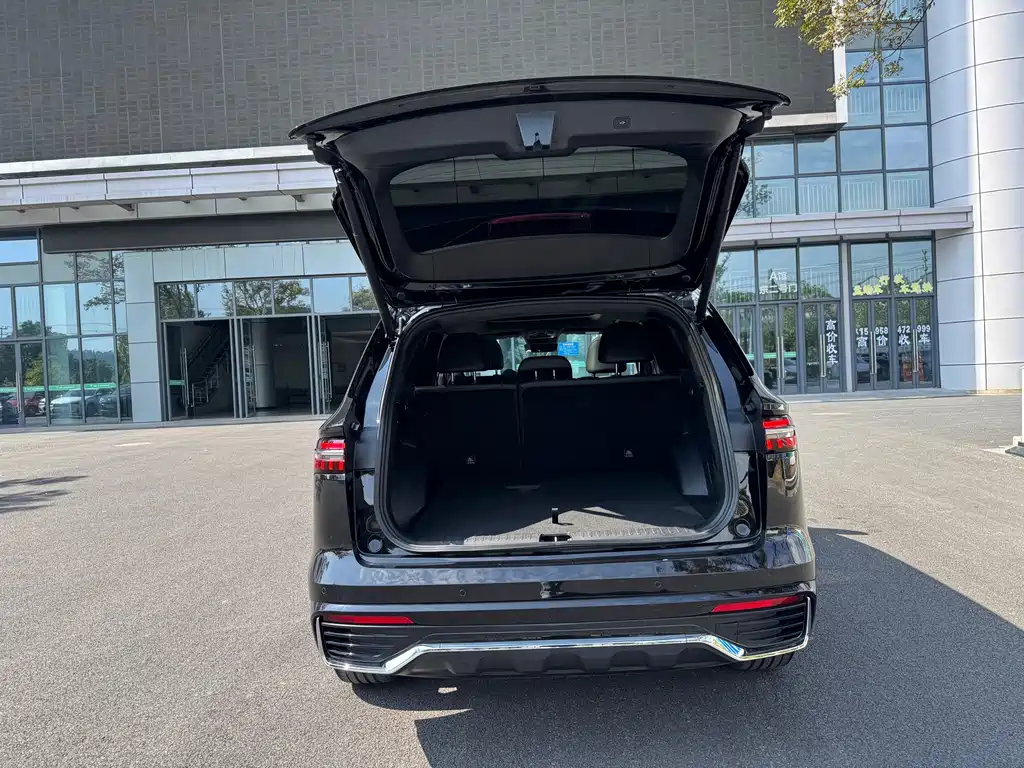 Geely Xingyue L — миниатюра 17