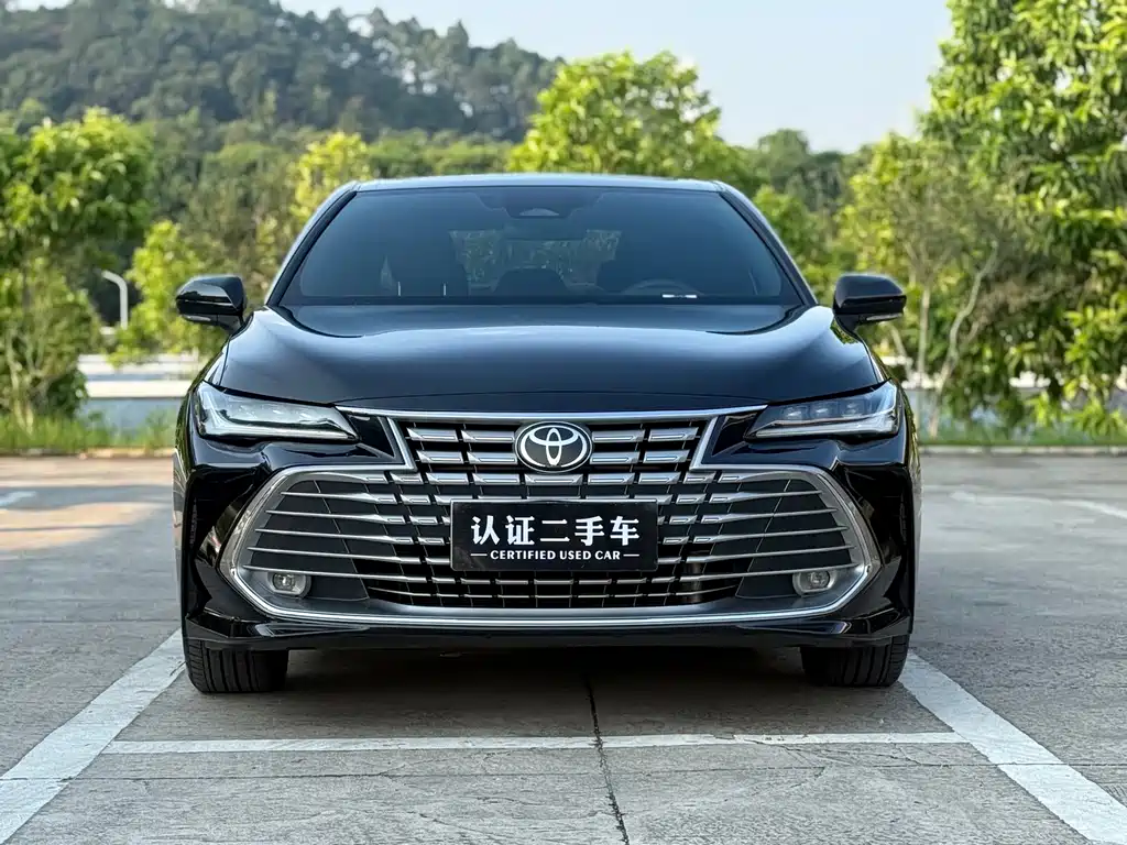 Toyota Avalon — миниатюра 2