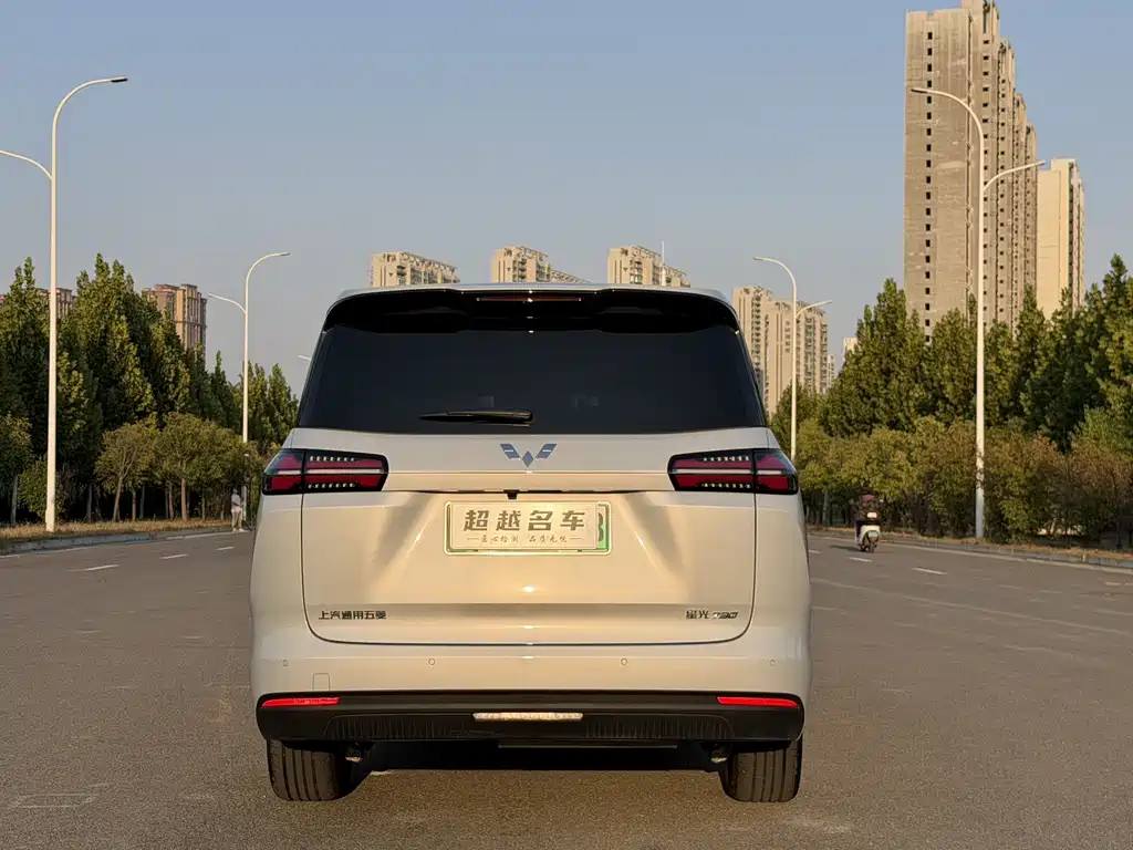 Wuling Xingguang 730 New Energy — миниатюра 6