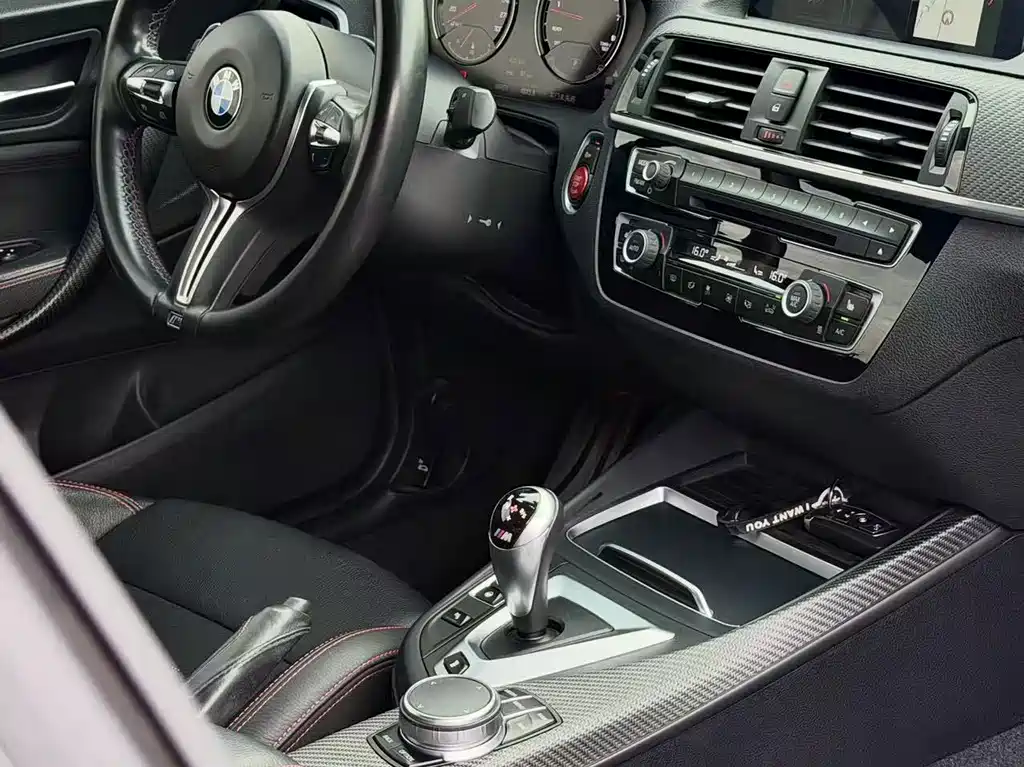 BMW M2 — миниатюра 8
