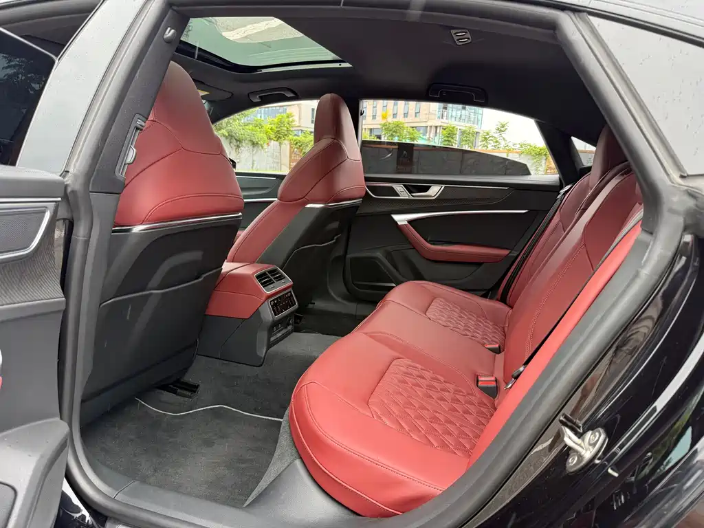 Audi A7L — миниатюра 8