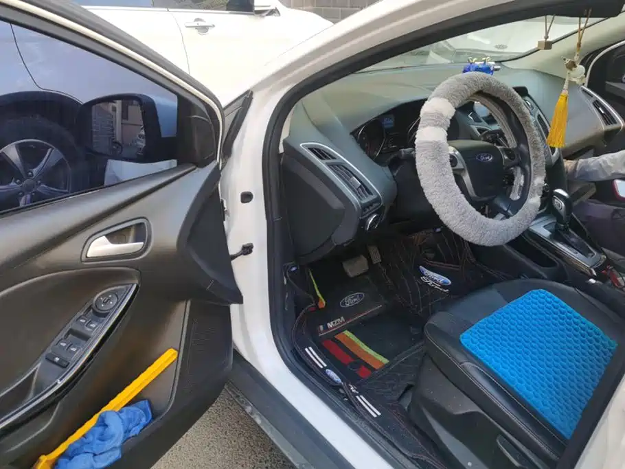 Ford Focus — миниатюра 9