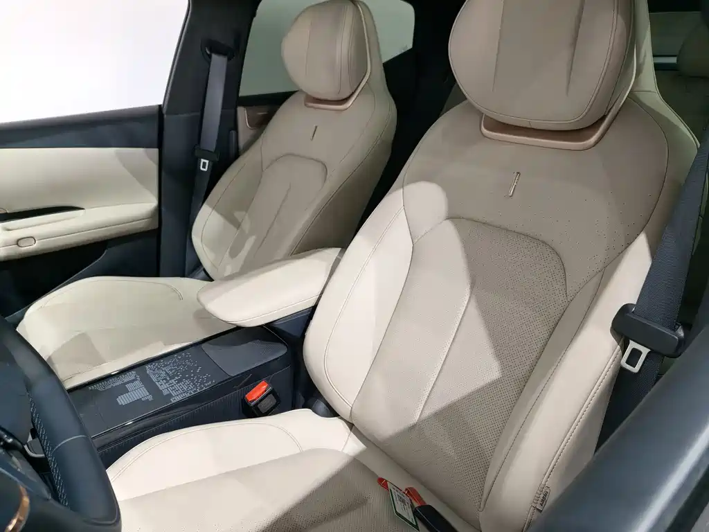 Lynk & Co Z20 — миниатюра 9