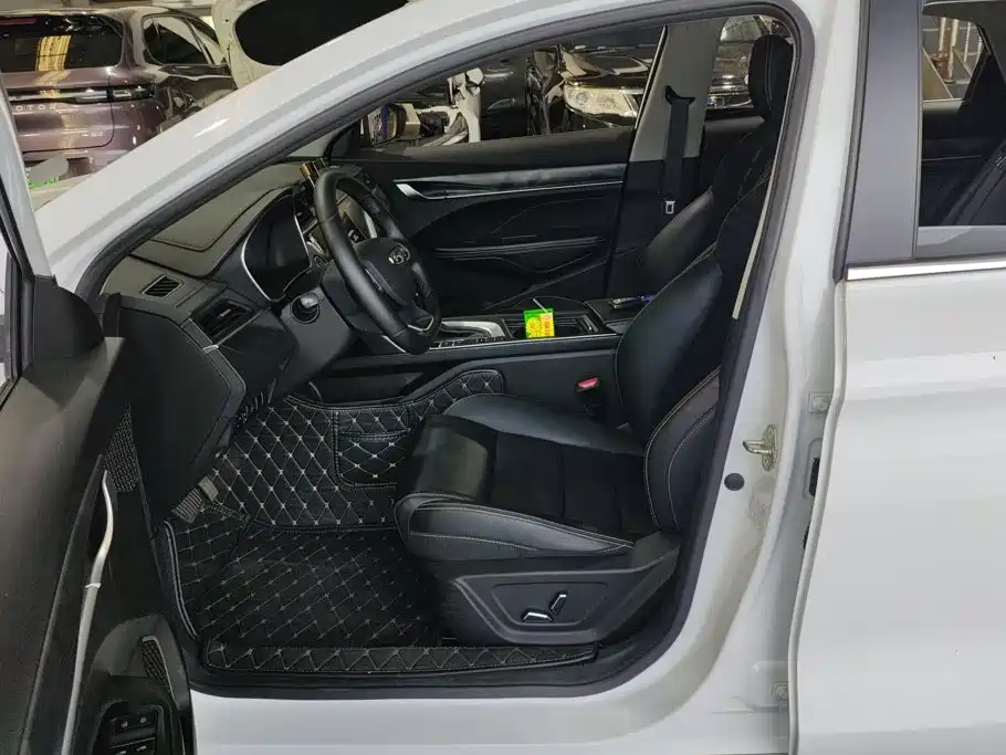 Geely Binrui — миниатюра 9