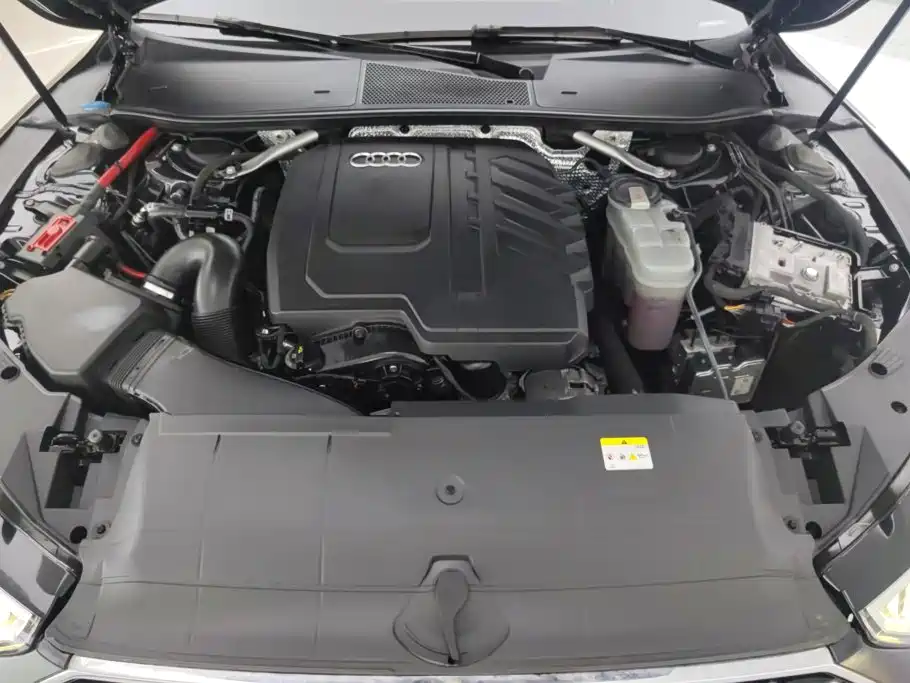 Audi A7L — миниатюра 10