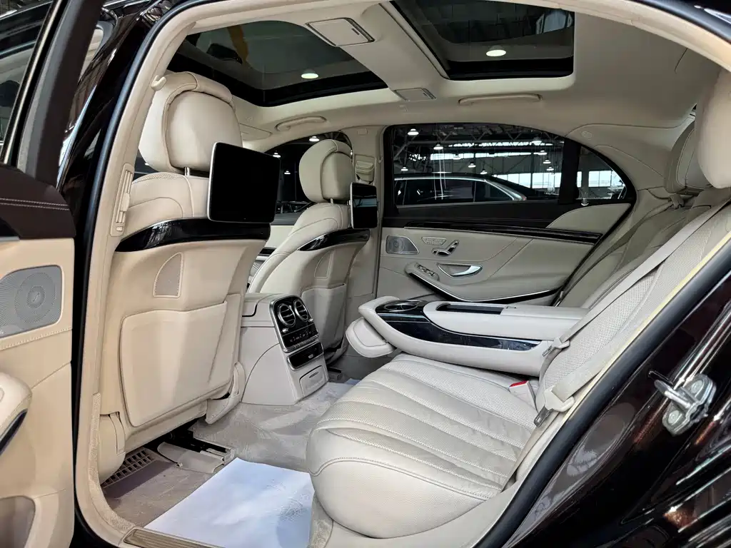 Mercedes-Benz S-Class — миниатюра 27