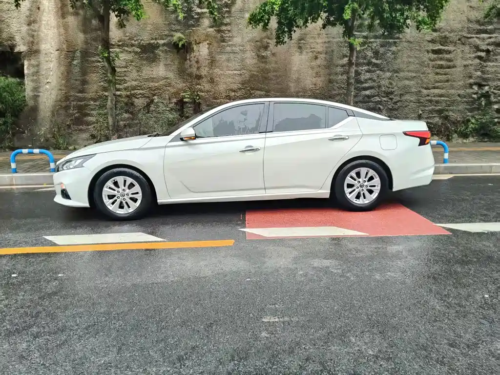 Nissan Teana — миниатюра 4