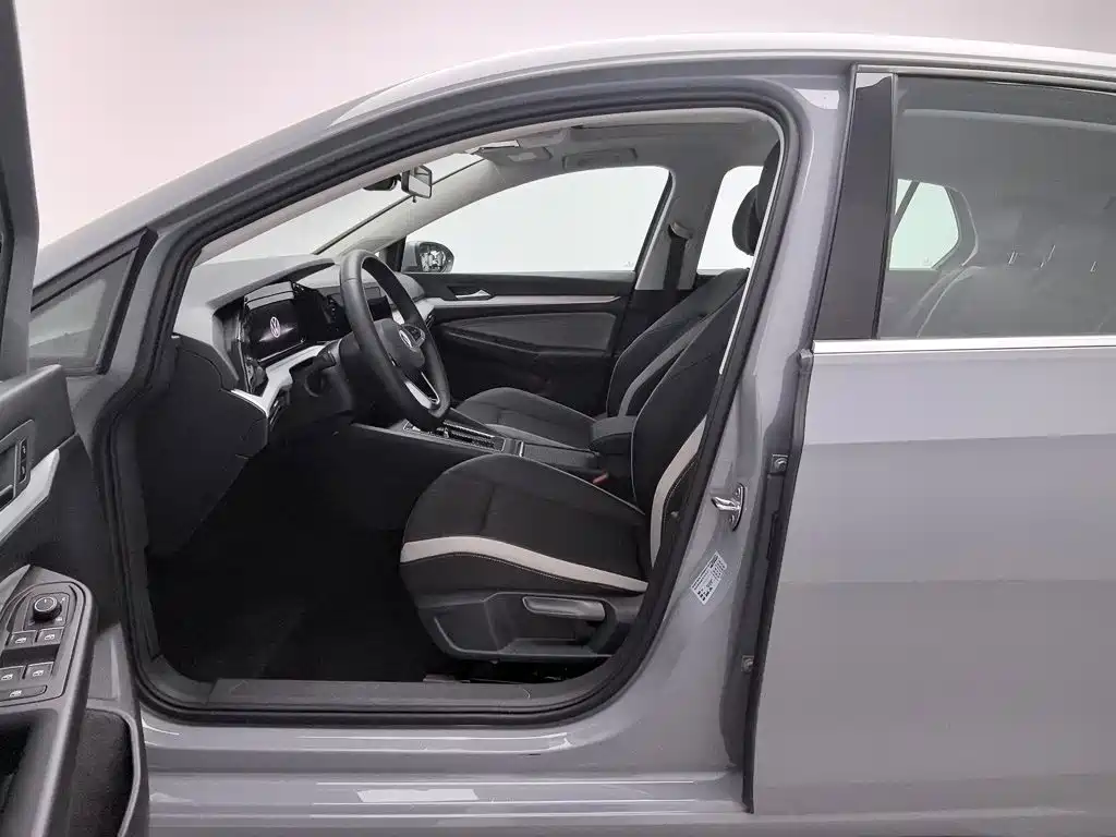 Volkswagen Golf — миниатюра 10