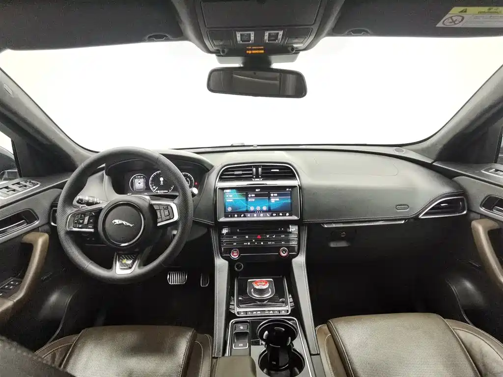 JAGUAR F PACE