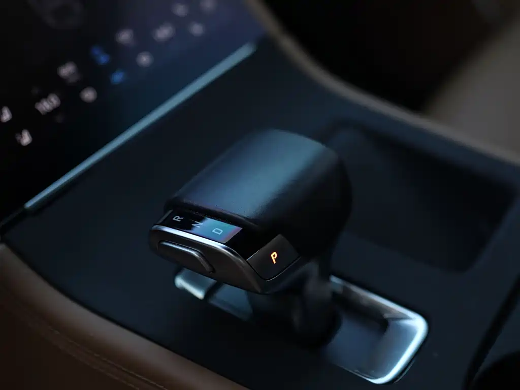 Li Auto Li ONE — миниатюра 17