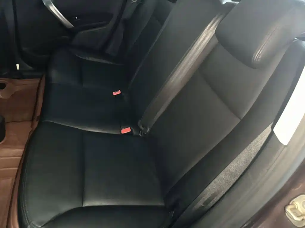 Peugeot 2008 — миниатюра 17