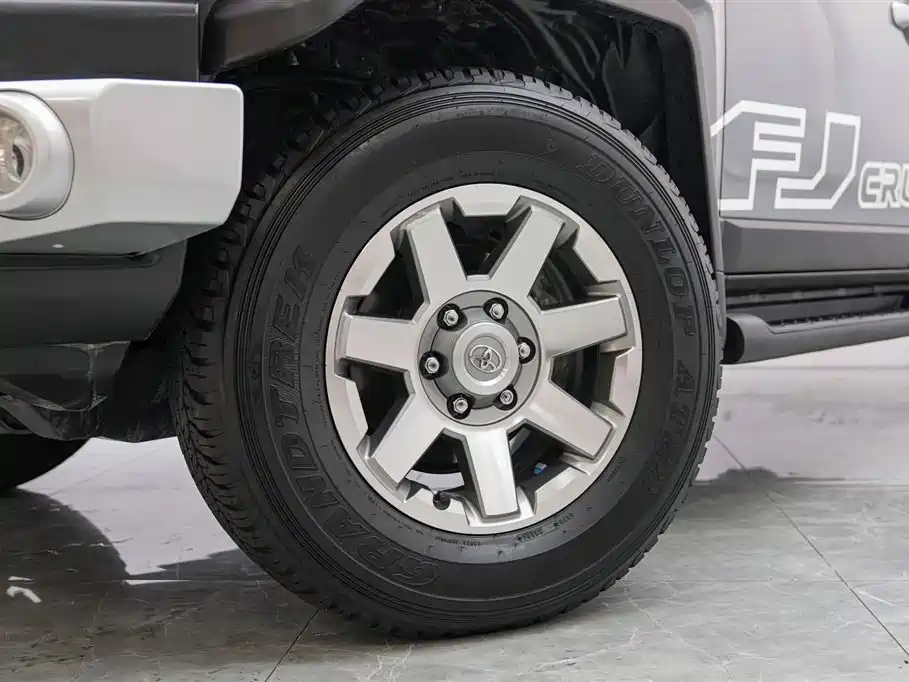 Toyota FJ Cruiser FJ 2019 4.0L AT