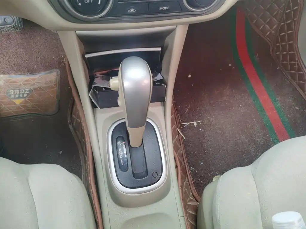 Nissan Sylphy — миниатюра 15