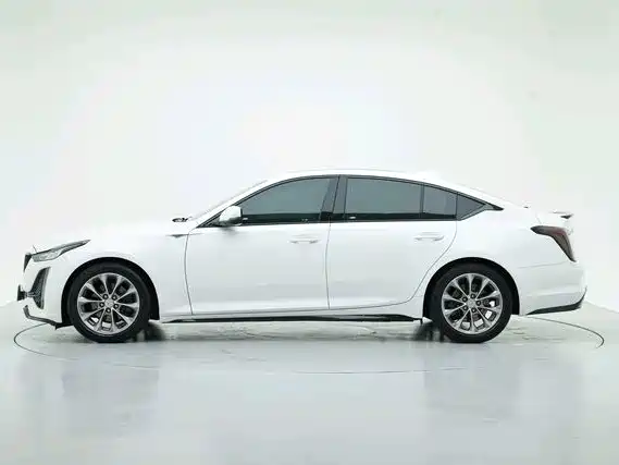 Cadillac CT5 — миниатюра 7