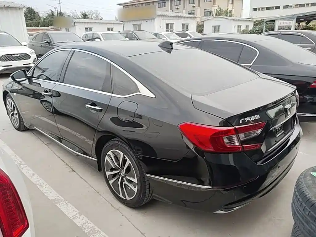 Honda Accord — миниатюра 5