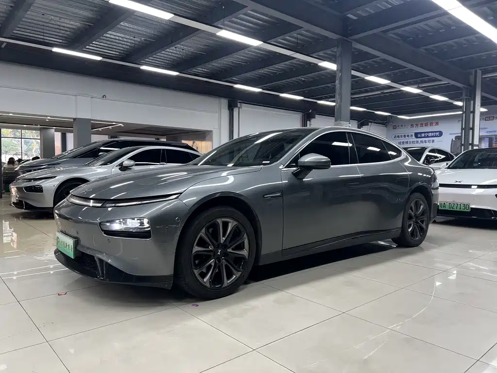 XPeng P7