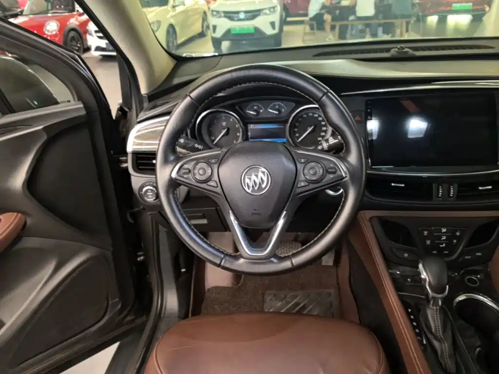 Buick Envision Plus — миниатюра 15