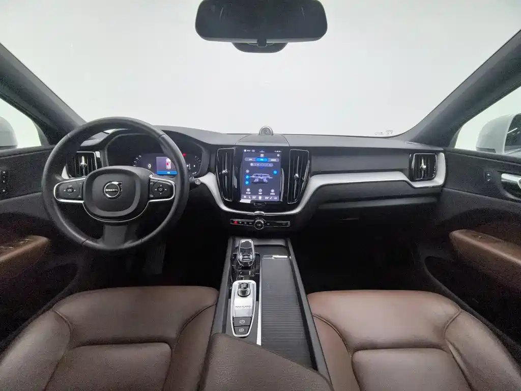 Volvo XC60 — миниатюра 5
