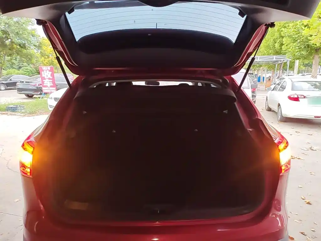 Nissan Qashqai — миниатюра 19