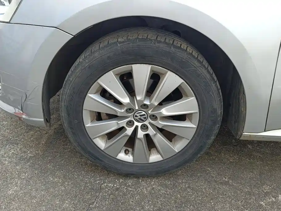 Volkswagen Lavida — миниатюра 6