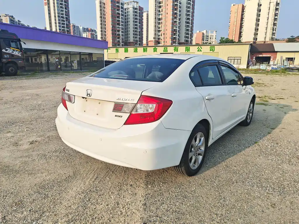 Honda Civic — миниатюра 16