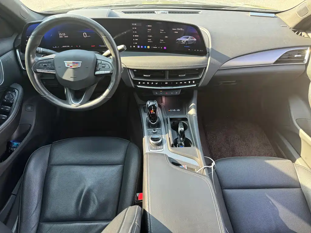 Cadillac CT5 — миниатюра 5
