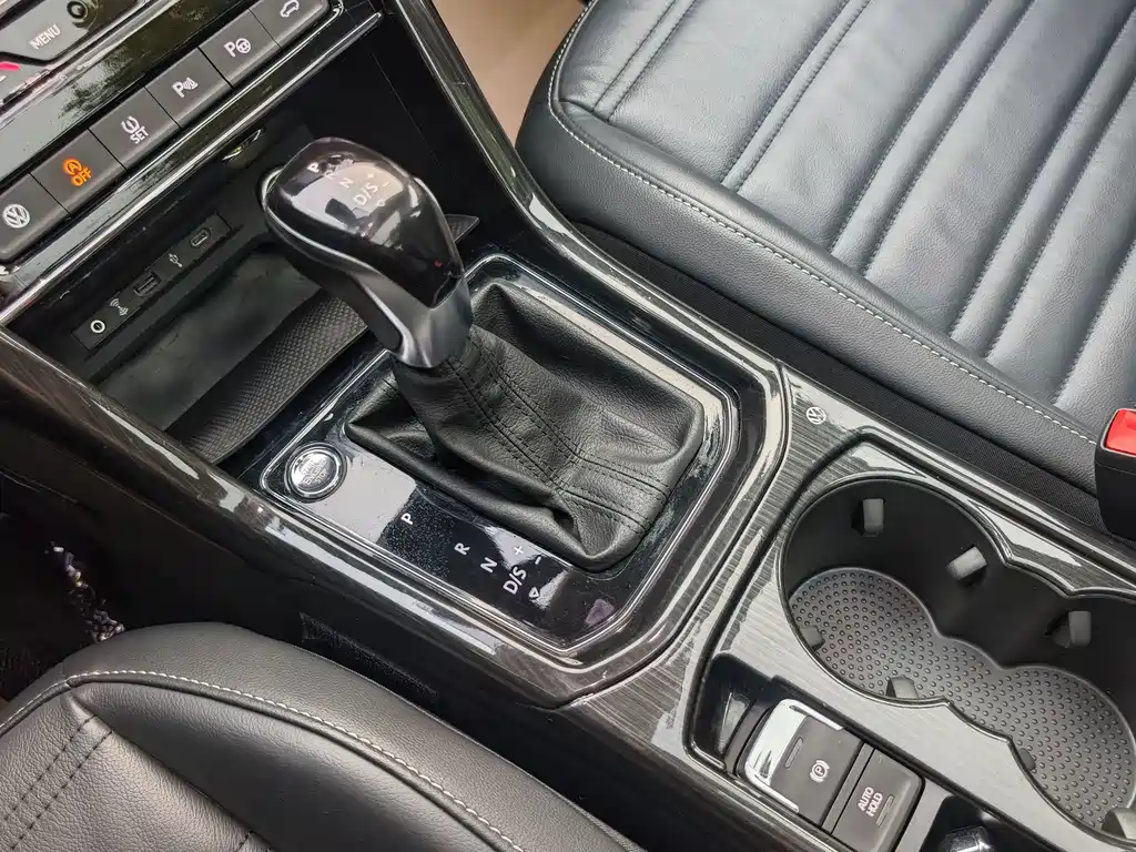 Volkswagen Touran — миниатюра 21