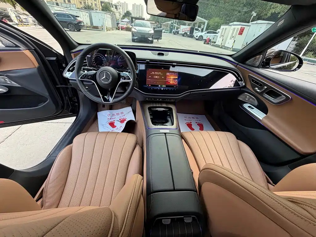 Mercedes-Benz E-Class — миниатюра 14