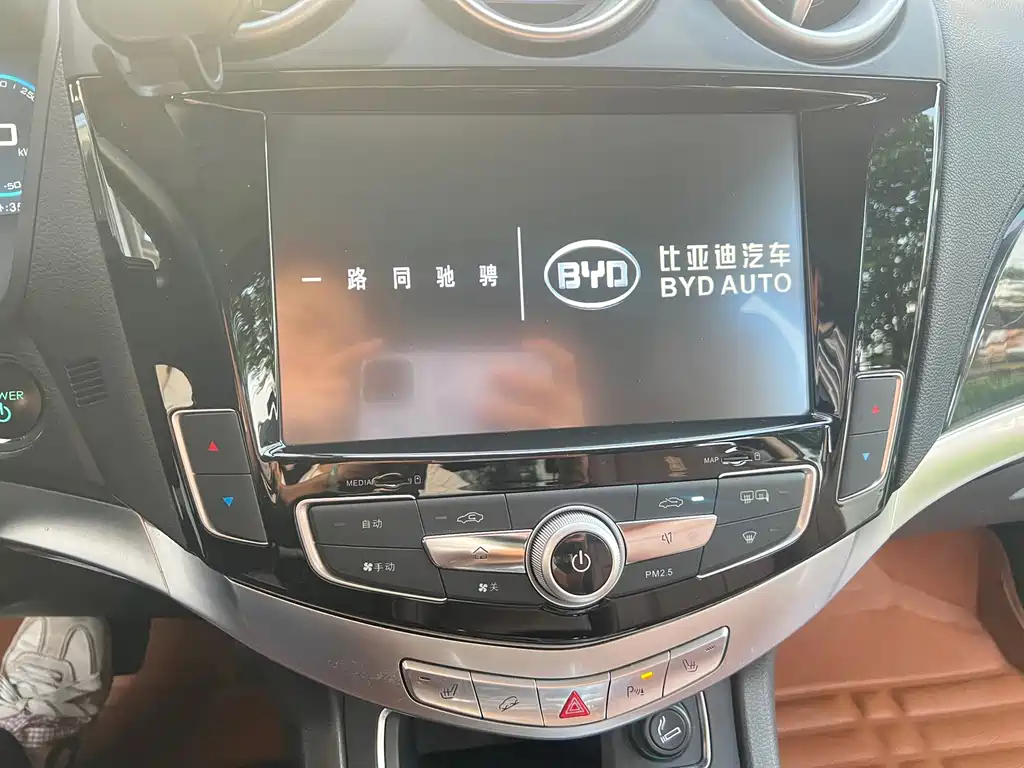 BYD Tang New Energy — миниатюра 22