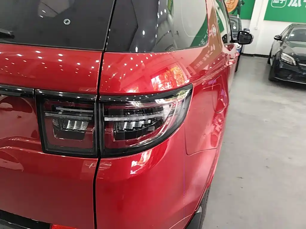Land Rover Discovery Sport — миниатюра 8