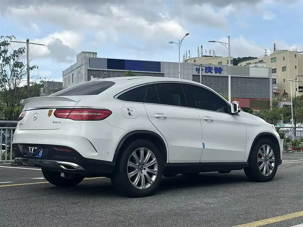 Mercedes-Benz GLE 2015 GLE 320 4MATIC SUV
