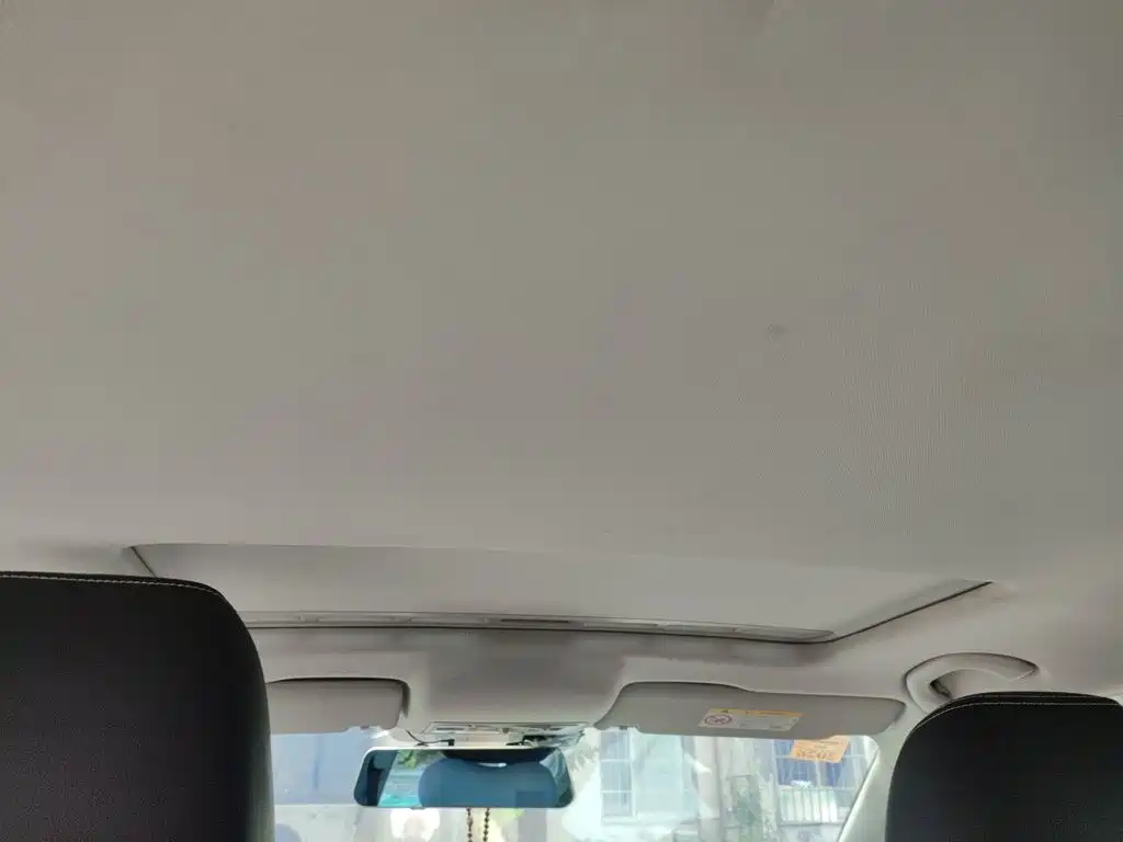 Skoda Rapid Spaceback — миниатюра 9