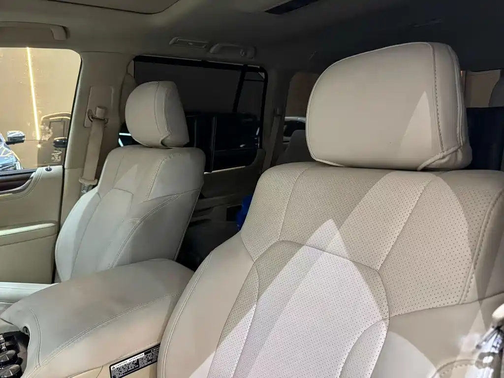 Lexus LX 2015 LX570