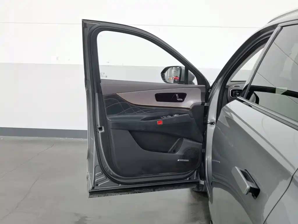 Chery Tiggo 9 C-DM — миниатюра 8