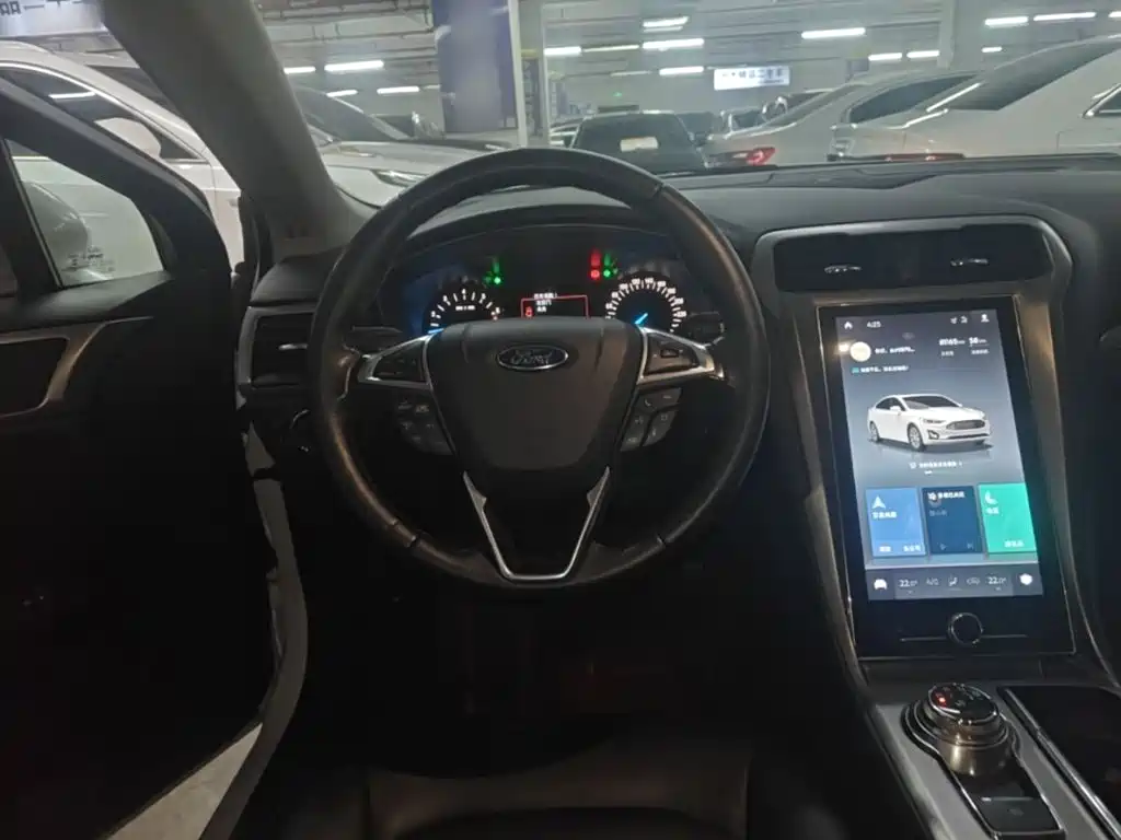 Ford Mondeo — миниатюра 11