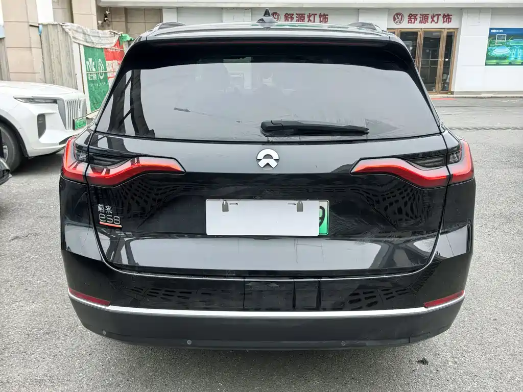 NIO NIO ES8