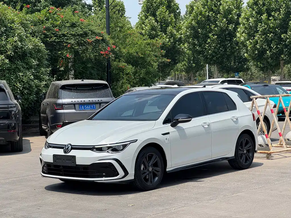 Volkswagen Golf 2023