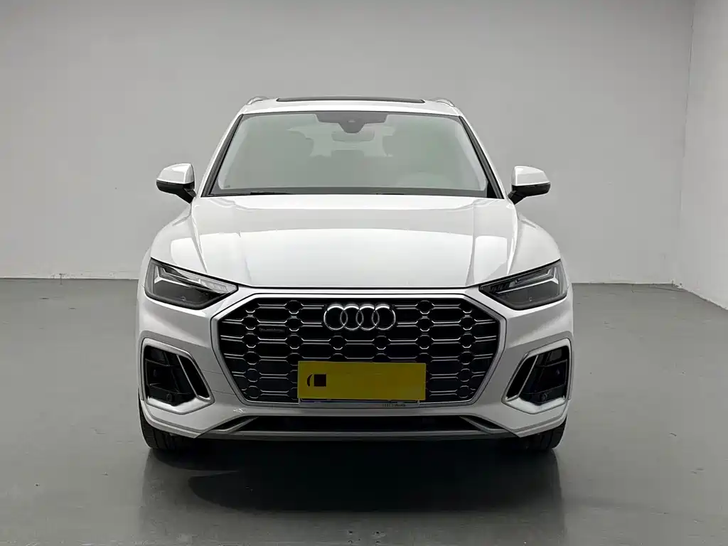 Audi Q5L — миниатюра 2