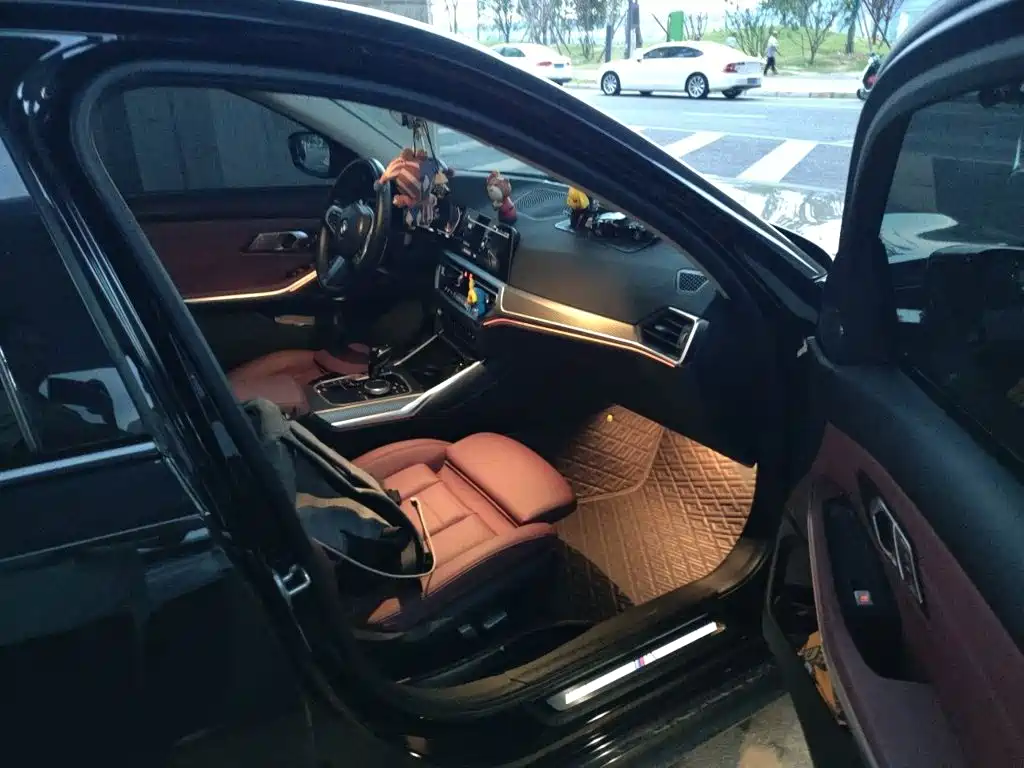 BMW 3 Series — миниатюра 18