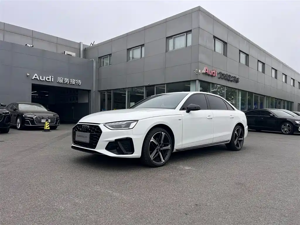 Audi A4L 2025