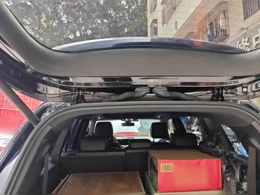 Mercedes-Benz GLB — миниатюра 10