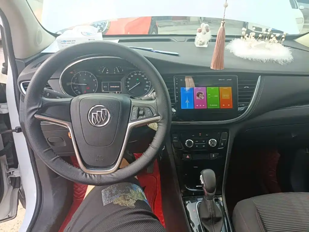 Buick Encore — миниатюра 10