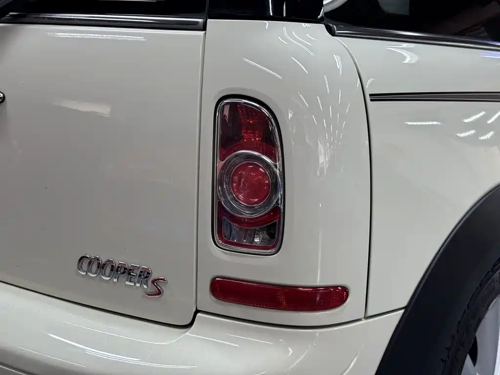 MINI Mini Clubman — миниатюра 7